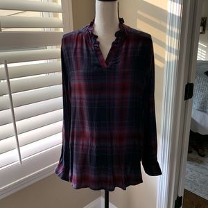 Sz XL lightweight flannel top NWT